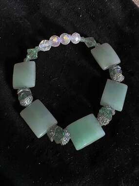 Green Stone and Crystal Beaded Bracelet